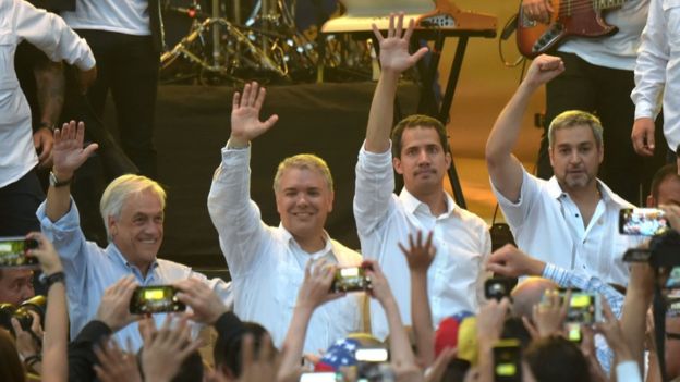 Juan Guaidó en Cúcuta, Colombia, este viernes, acompañado de los presidentes Sebastián Piñera, Iván Duque y Mario Abdo