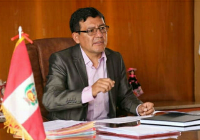 El alcalde xenófobo peruano, Henry López Cantorín