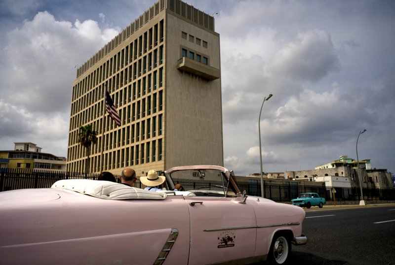 Edificio sede de la Embajada de EE.UU., en La Habana, Cuba