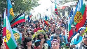 En Chile marchan en solidaridad con pueblo mapuche