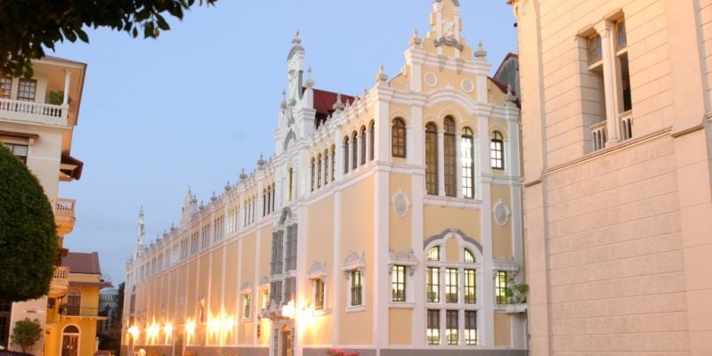 Panamá retira credenciales a 14 diplomáticos de Maduro en respuesta a