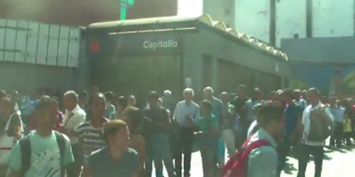 El Metro de Caracas cerrado por la falta de electricidad en el segundo megapagón en Caracas