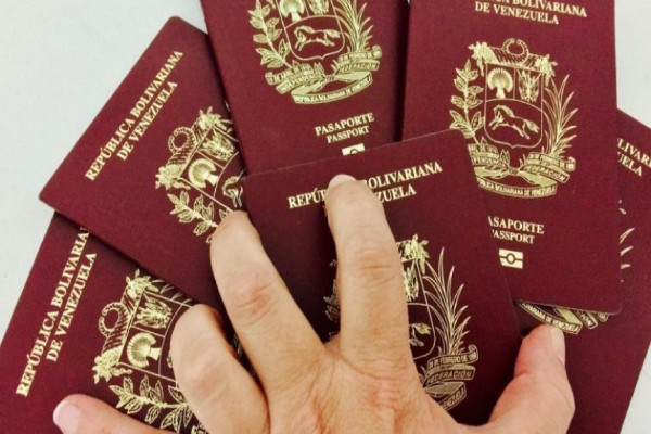 Pasaportes venezolanos