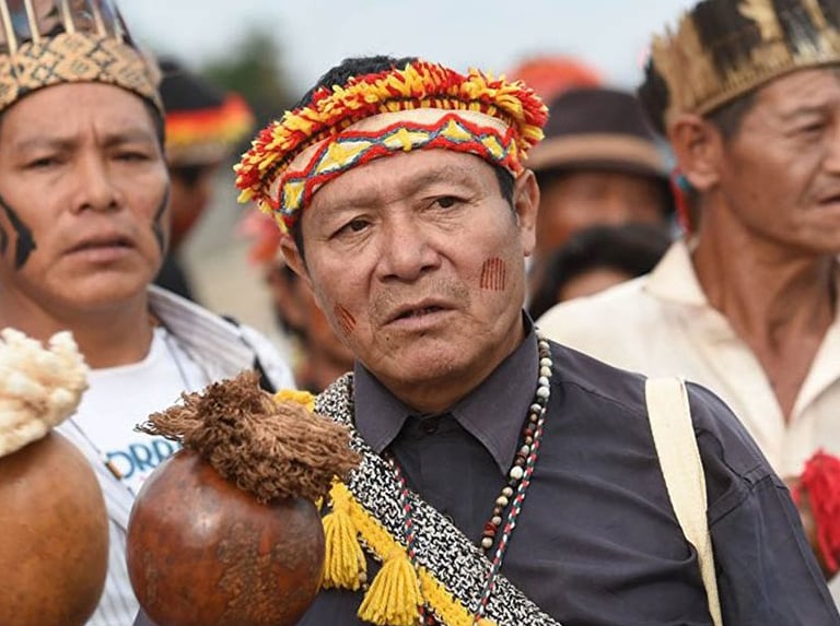Unos dos mil indígenas instalaron ayer en Brasilia su Campamento Tierra Libre