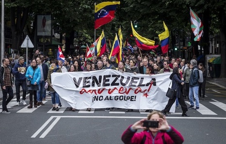 Marcharon en Bilbao en solidaridad con Venezuela
