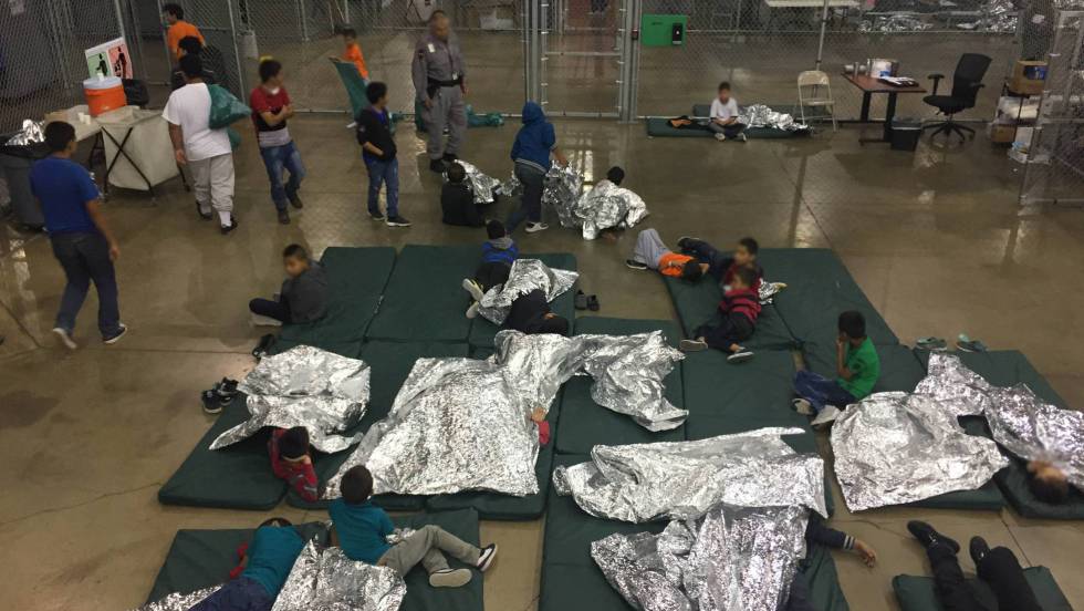 Niños migrantes detenidos en EEUU