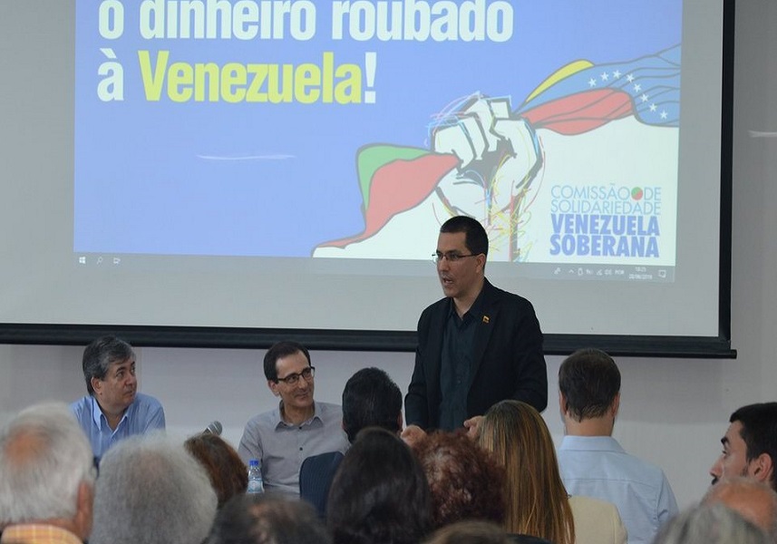 “Devuelvan el dinero robado a Venezuela”, Canciller Arreaza en un acto en Portugal