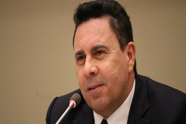 "la oficina de derechos humanos de la ONU solo responde a las órdenes del gobierno de Estados Unidos (EEUU) e ignora lo que ocurre en Bolivia".