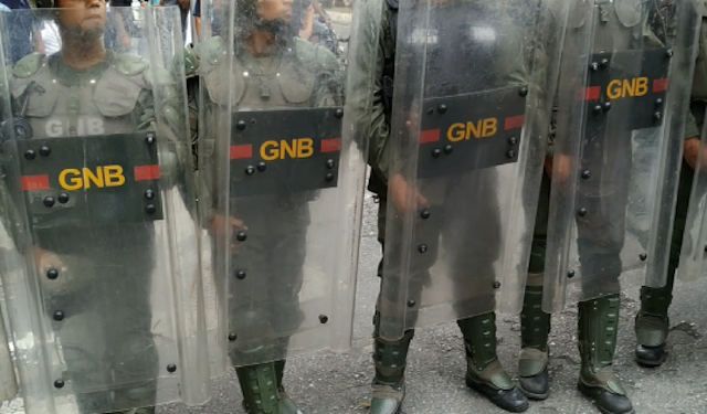 Fuerte presencia policial en la marcha de la Plataforma de Lucha Campesina en Caracas