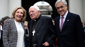El obispo jubilado Bernardino Piñera, tío del actual presidente chileno, Sebastián Piñera