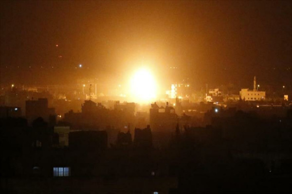 Imagen referencial de bombardeo a Gaza el 27 de marzo de 2019.