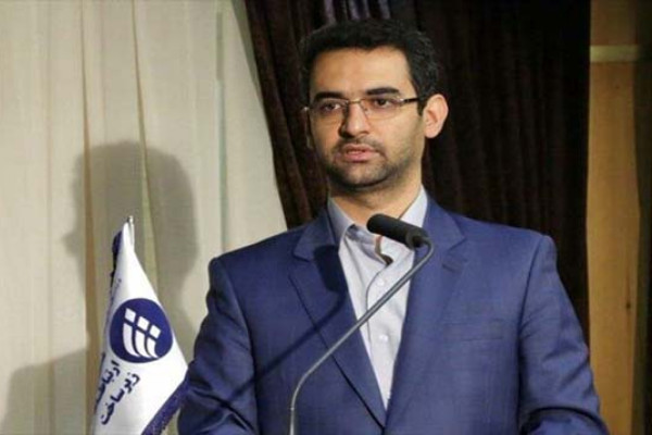 El ministro iraní de Comunicaciones, Mohamad Yavad Azarí Yahromí.