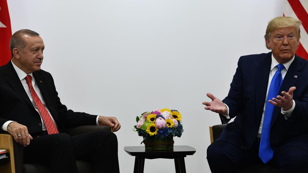 Donald Trump junto a Erdogan en el G20