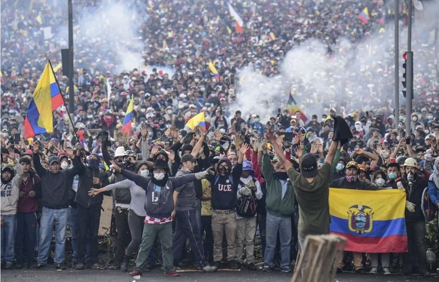 El pueblo ecuatoriano no se amilana a pesar de la represión