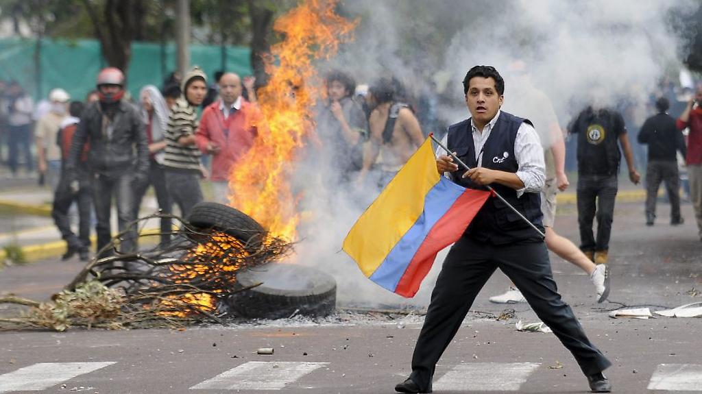 Saqueos en varias ciudades de Ecuador