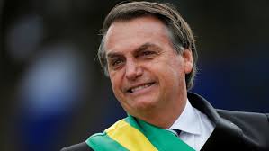 Bolsonaro es acusado por su apoyo a negocios de las madereras, agrocultivos y extractivismo