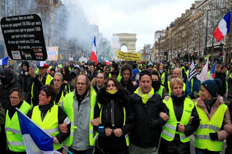 Chalecos amarillos en las calles de Francia