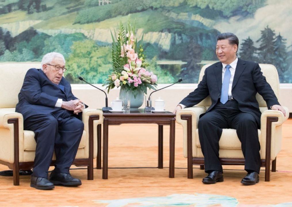 Xi Jinping, se reunió este viernes con Henry Kissinger