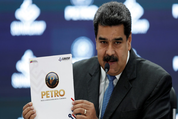 Maduro durante el lanzamiento para el comercio internacional del Petro, la criptomoneda venezolana