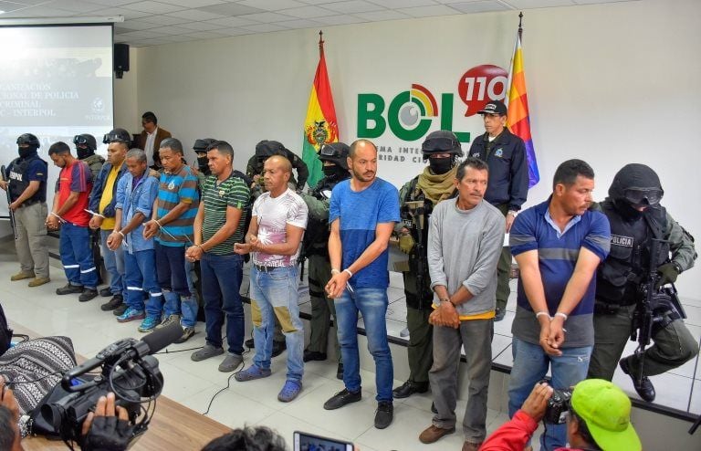 Gobierno de facto de Bolivia persigue a partidarios de Evo para que no vayan a elecciones