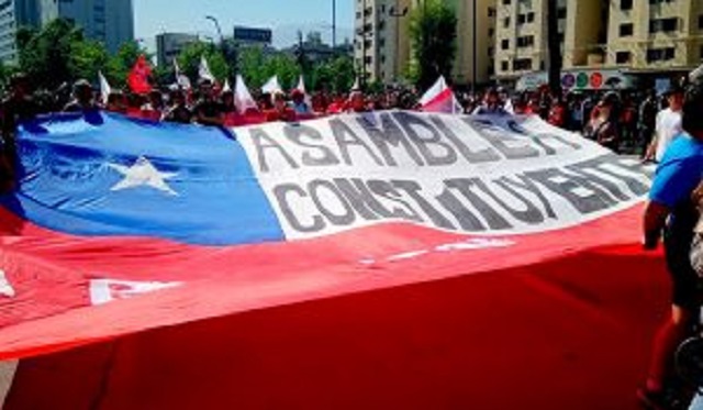 Piñera y el pacto institucional para salvar su gobierno no logran convencer al pueblo que sigue en lucha