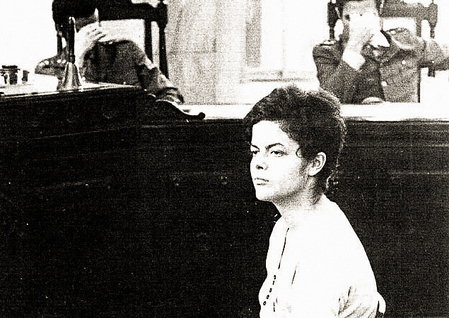 Dilma Rousseff durante auditoría militar en Rio de Janeiro, en 1970