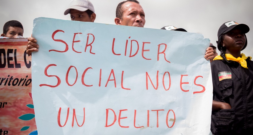 

Los hechos se sucedieron en los departamentos de Huila, Putumayo y Chocó durante los últimos tres días. A pesar de los reclamos durante las protestas contra el gobierno de Iván Duque, las muertes de referentes y referentas sociales e indígenas no cesan en el país.
