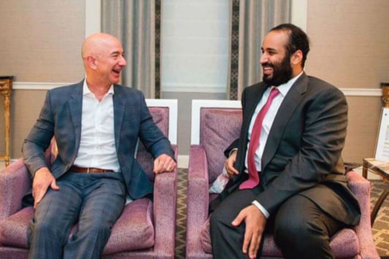 Jeff Bezos y el príncipe heredero saudita, Mohammed ben Salman