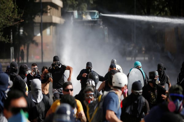 Protestas antigubernamentales en Santiago de Chile, el 3 de enero de 2020.