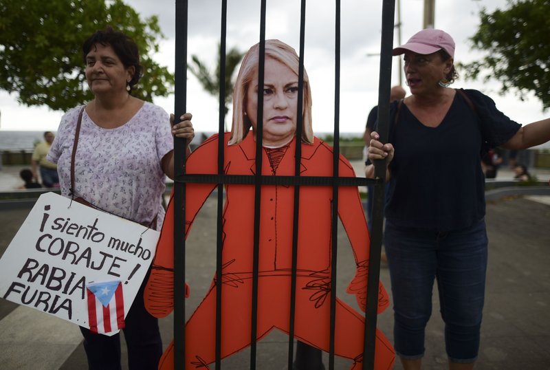 Cientos de personas marcharon para expresar su repudio a la gobernadora Wanda Vázquez Garced.