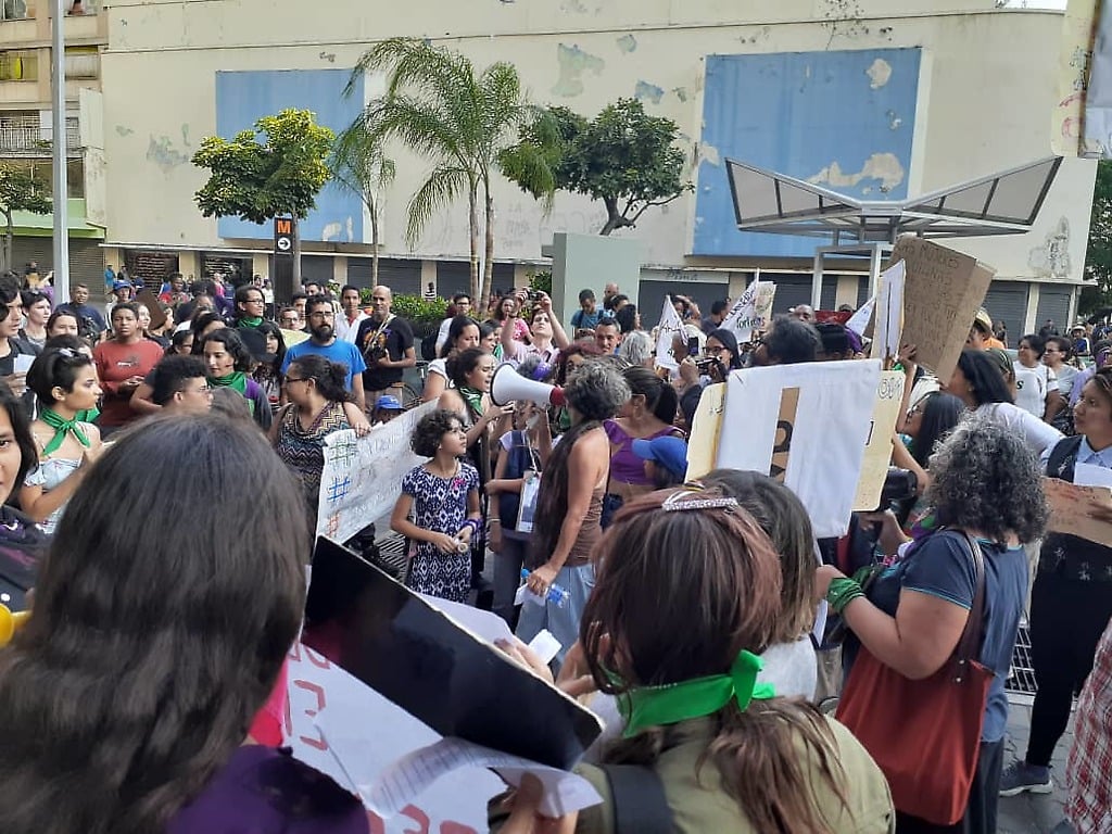 Manifestaron las mujeres en Caracas y en todo el mundo