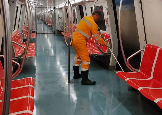 https://www.aporrea.org/imagenes/2020/03/limpieza_trenes_metro_caracas1.jpg