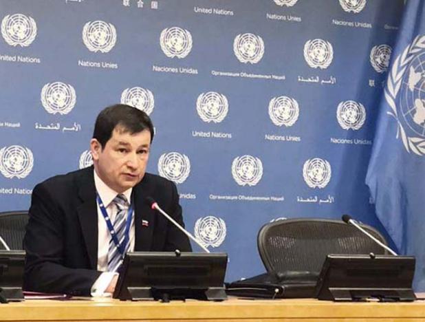 Embajador de Rusia ante la ONU, Dmitry Polyanskiy.