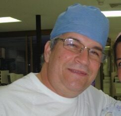 Ramón Galué laboraba como médico neurólogo en el Hospital Militar de Maracaibo