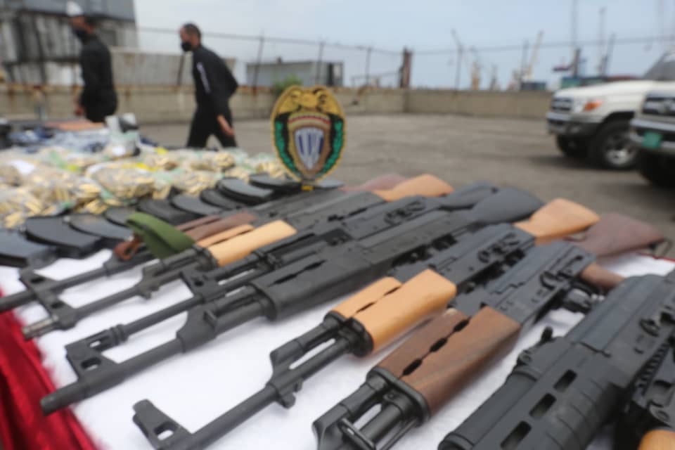 Fusiles AK 47 incautados en el Zulia