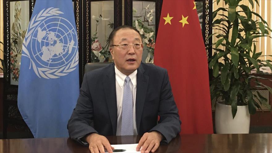 El embajador de China ante la ONU, Zhang Jun-oi