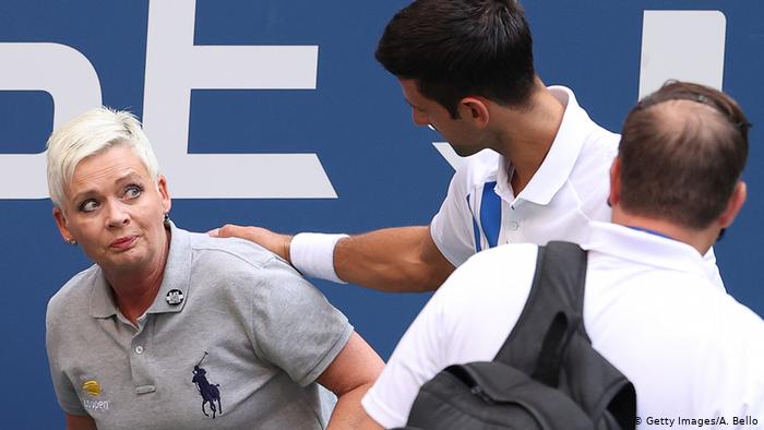 Novak Djokovic, descalificado del US Open