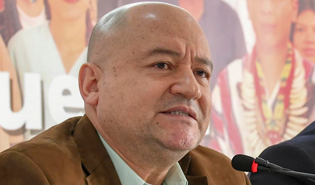 El exjefe de las FARC y actual senador Julián Gallo