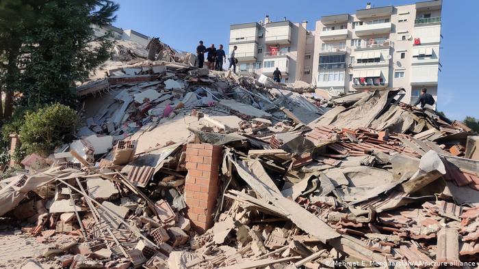 Terremoto en la ciudad de Esmirna en Turquía