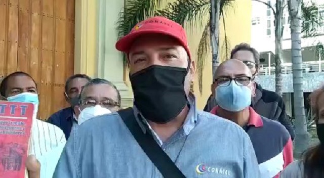 Simón Cabriles, sindicalista, habla en nombre de los trabajadores de CONATEL y reclama aplicación del Art 91 CRBV al Salario Mínimo