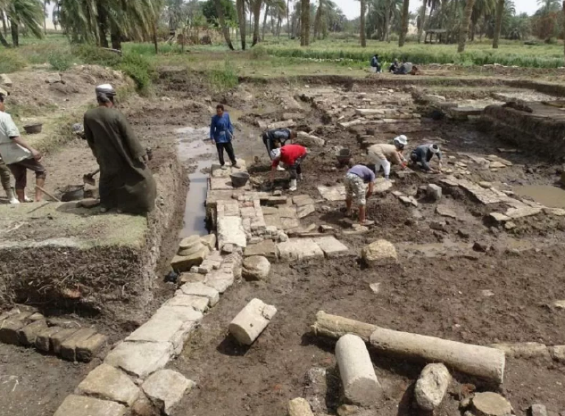 Hallan restos del templo perdido del Faraón Ptolomeo