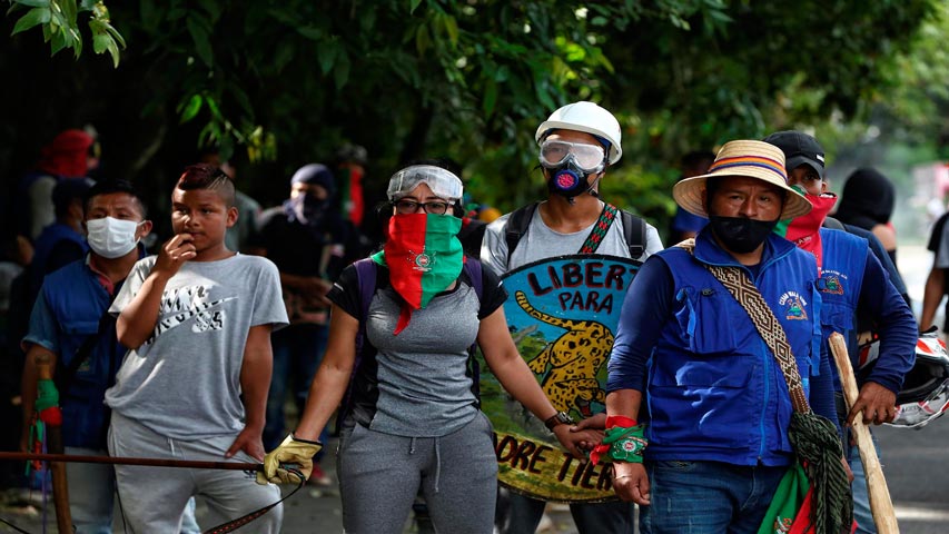 Amnistía pide el cese de la violencia contra indígenas en protestas de Colombia