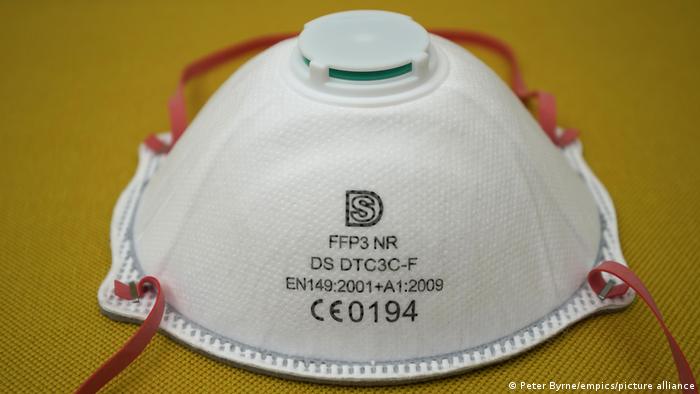 Respirador con pieza facial filtrante 3 (FFP3)