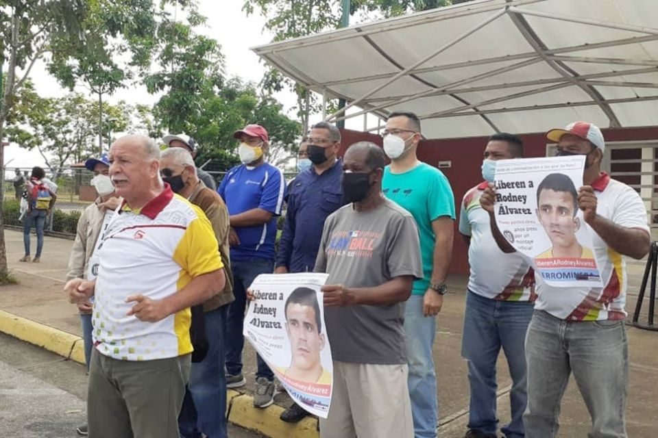 Rubén González. Protesta de trabajadores en Puerto Ordaz contra sentencia de 15 años de prisión contra Rodney Álvarez