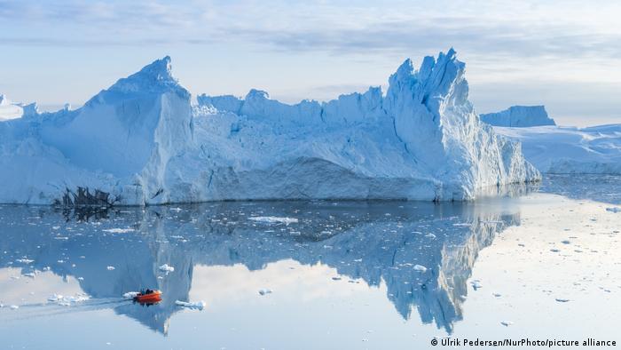 El cambio climático está teniendo un profundo efecto en Groenlandia con el retroceso de los glaciares y de la capa de hielo