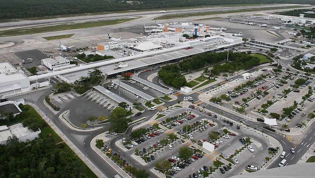 Aeropuerto de Cancún, México
