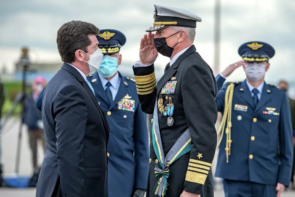 El jefe del Comando Sur Craig Faller en nueva visita a Colombia.