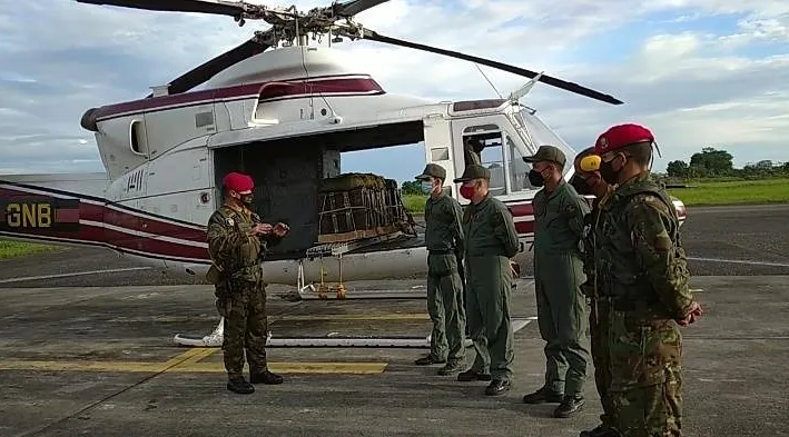 Gobierno Bolivariano distribuyó alimentos vía aérea  a zonas afectadas de los pueblos del Sur