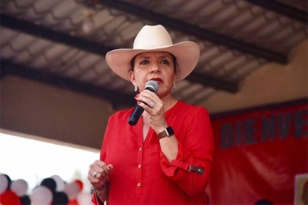 La candidata Xiomara Castro .