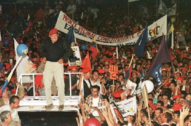 Se cumplen 23 años de la elección de Chávez como presidente de Venezuela, en 1998